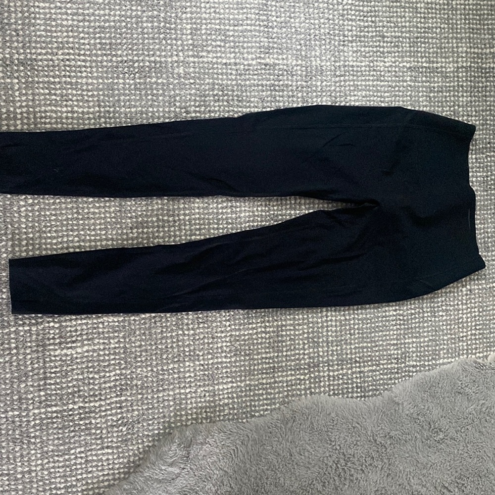Spanx seamless leggings. Medium. New